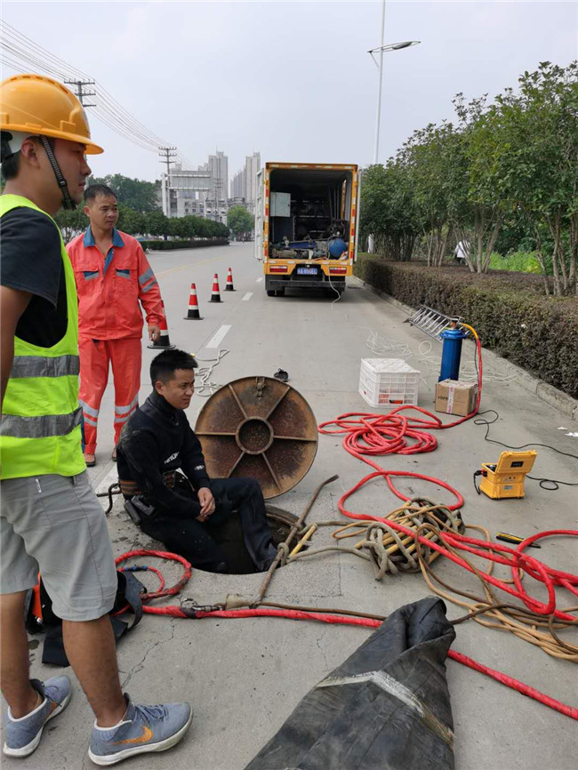 市政雨污排水管道疏通清淤,管道清洗养护,避免暴雨带给城市内涝