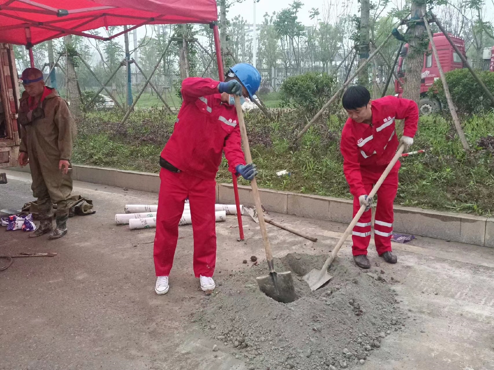 雨花台管道疏通哪家好】及时进行市政管道清淤