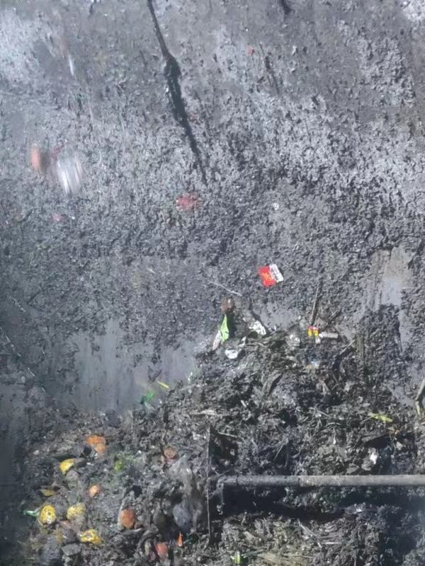 雨花台污水池清理